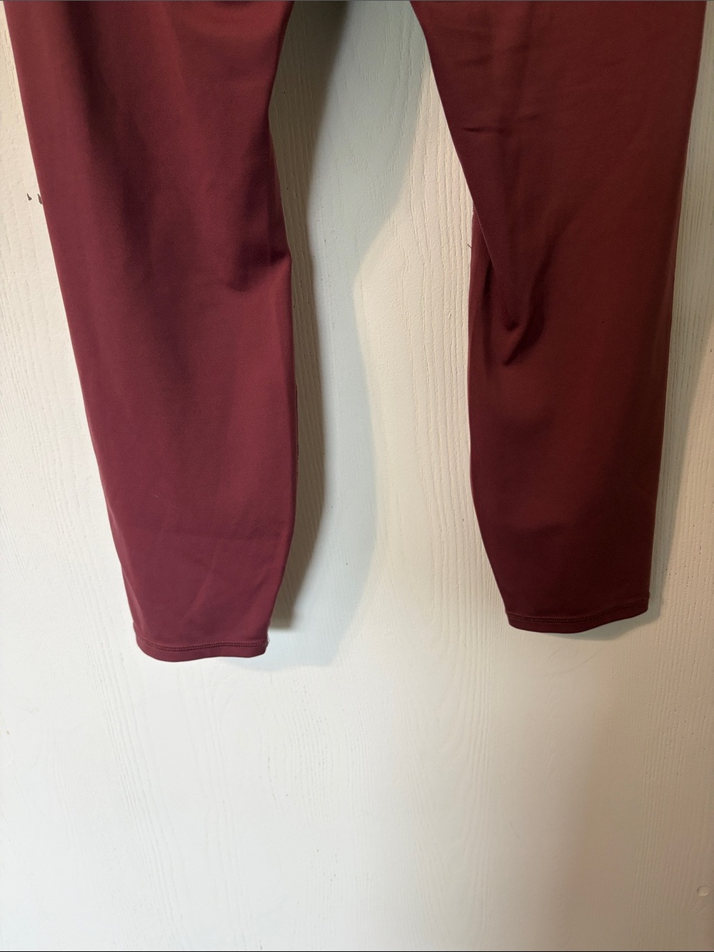 Quince Ultra-Form High-Rise Leggings Merlot Size Medium - Picture 6 of 7